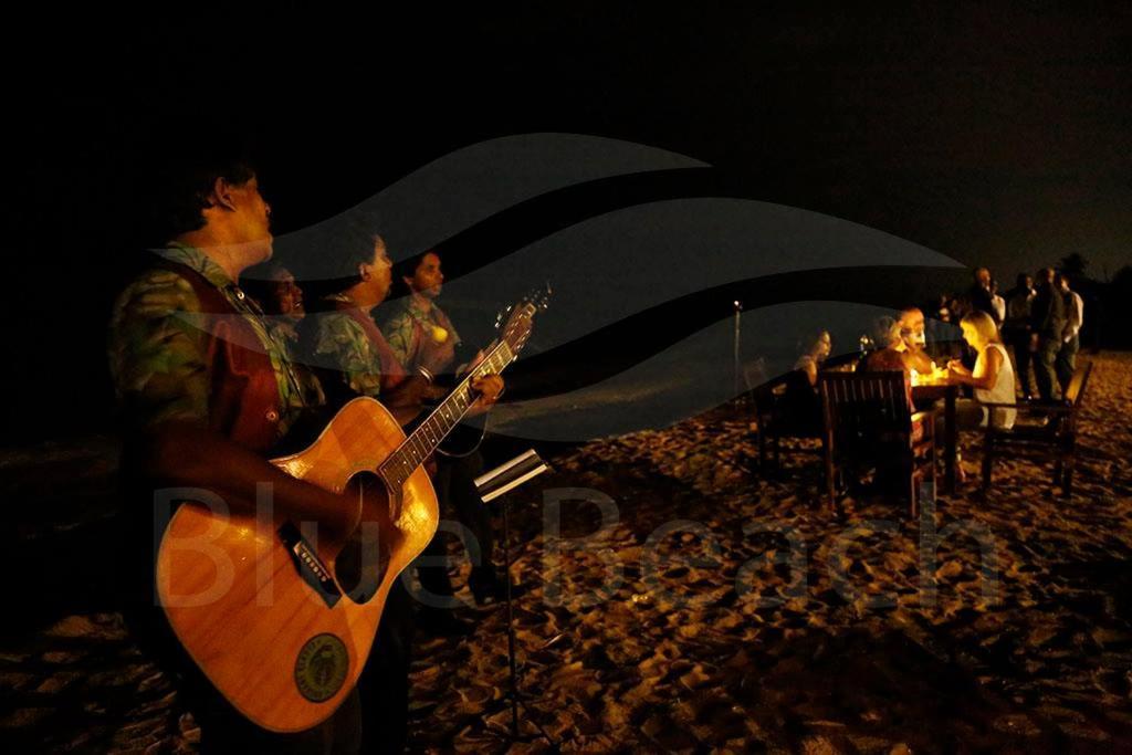 Blue Beach Villa ワドゥワ エクステリア 写真